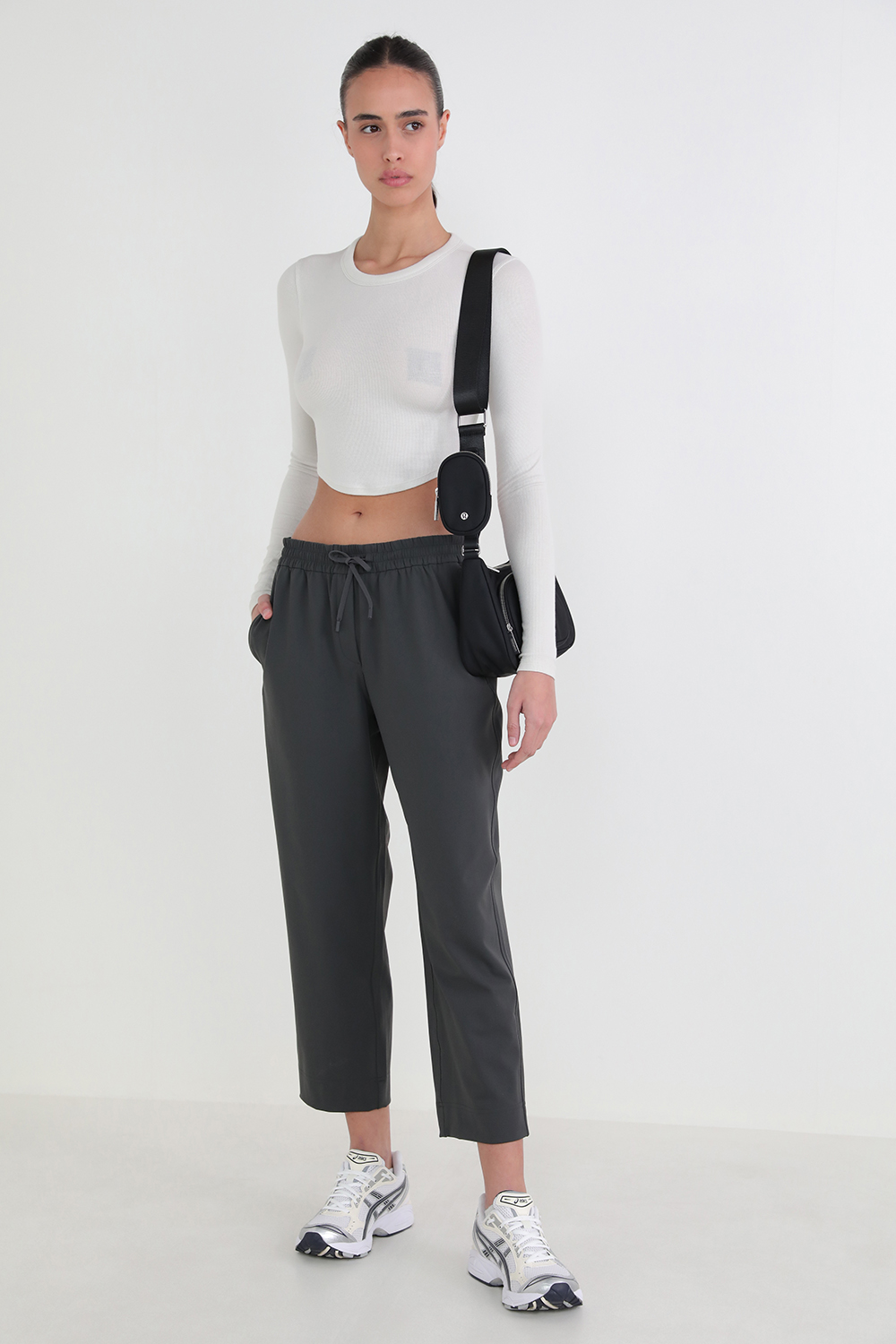 Tapered-Leg Mid-Rise Pant Luxtreme LULULEMON